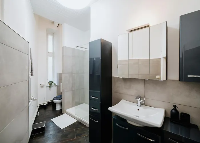 Homely - Quiet , Large Living Area , Modern I Supermarkt Apartmán *