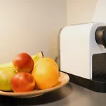 Homely - Quiet , Large Living Area , Modern I Supermarkt